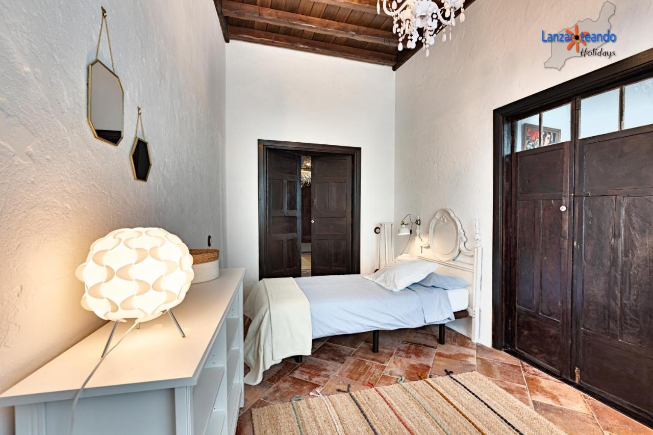 Vivienda Vacacional El Patio De Franky Teguise  Eksteriør billede