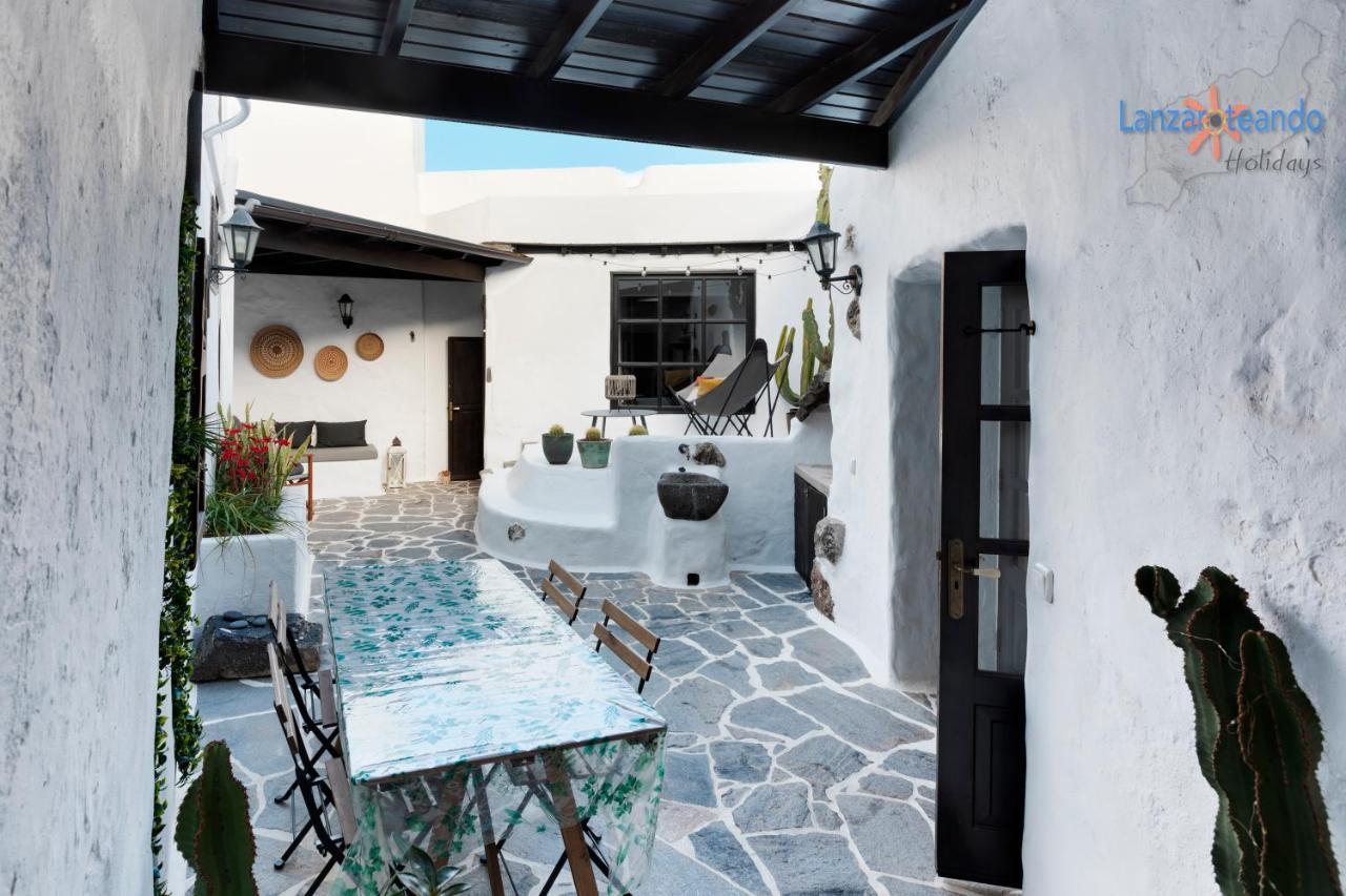 Vivienda Vacacional El Patio De Franky Teguise  Eksteriør billede