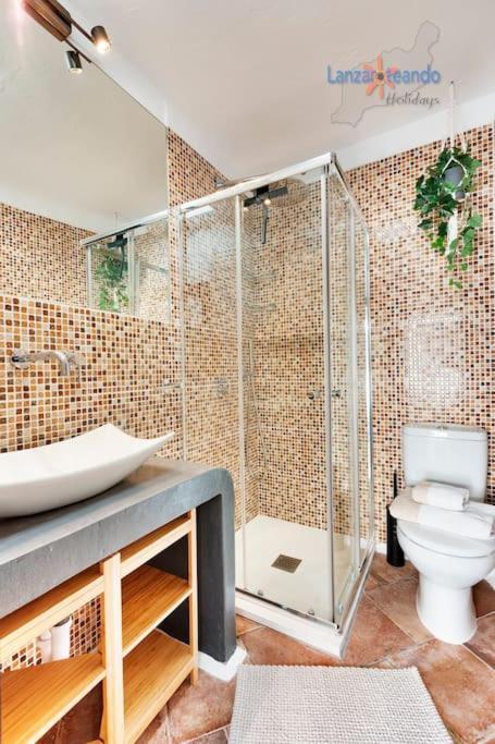 Vivienda Vacacional El Patio De Franky Teguise  Eksteriør billede